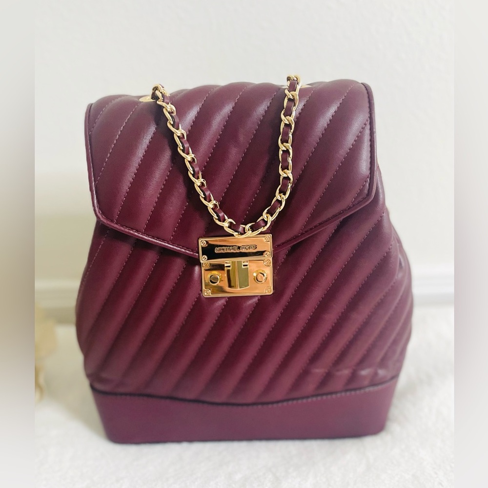 Michael Kors Women's Rose Vegan Leather Chain Backpack‎